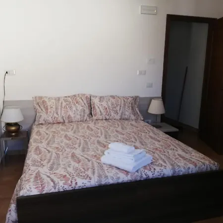 Con Mario E Almerina Pensionat 3*